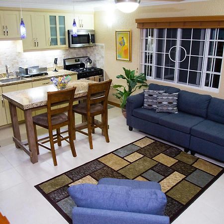 The Cabin At Long Mountain Country Club Kingston Bagian luar foto